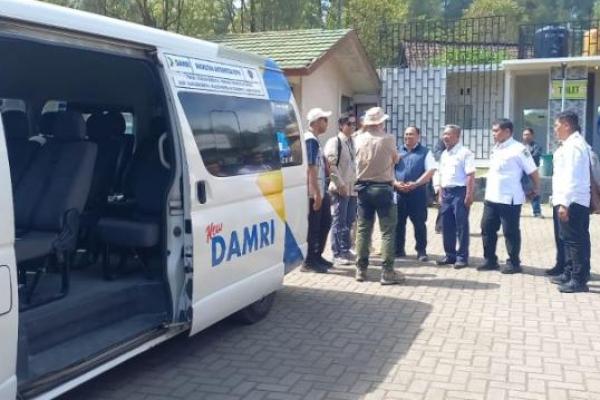 Layanan tersebut hasil kolaborasi DAMRI dengan Kementerian Perhubungan melalui BPTD Kelas II Jawa Timur.
