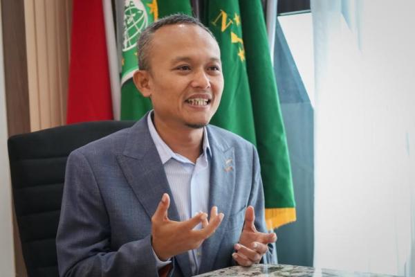 Anggota Komisi VII DPR menyatakan dukungannya terhadap kebijakan pemerintah dalam memberikan insentif kendaraan listrik pada tahun 2026.