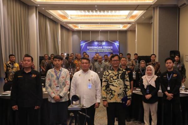Peningkatan kompetensi petugas menjadi semakin penting seiring dengan meningkatnya penggunaan kendaraan listrik