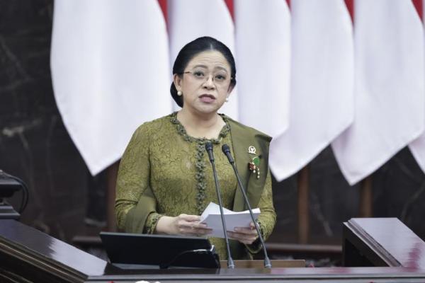 Ketua DPR RI Puan Maharani meminta pemerintah memperkuat perlindungan masyarakat dalam penanganan karhutla yang berkepanjangan.