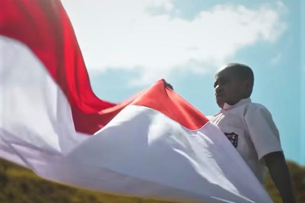 Film Di Bawah Langit Timur, Hadirkan Kisah Cinta Tanah Air dari Papua