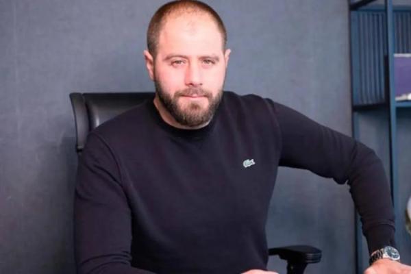 Aparat kepolisian Lebanon menangkap seorang influencer kuliner terkenal di media sosial, Georges Dib, atau yang dikenal dengan Doctor Food