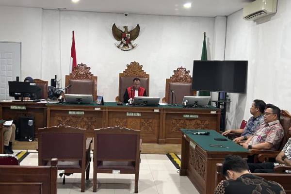 Hakim menyatakan penetapan Febrie sebagai tersangka kasus dugaan tindak pidana pencucian uang (TPPU) serta penahanannya telah dilakukan sesuai ketentuan hukum.