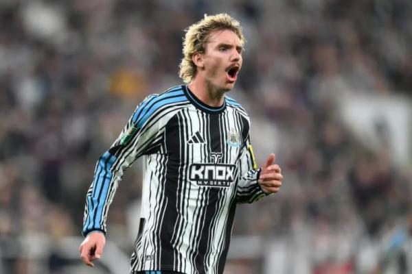 Newcastle United berupaya melepas penyerang Nick Woltemade, sebelum jendela transfer resmi ditutup.