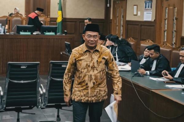 Muhadjir mengaku berkonsultasi dengan Jokowi sebelum mengajukan pengalihan kuota haji ke Saudi.