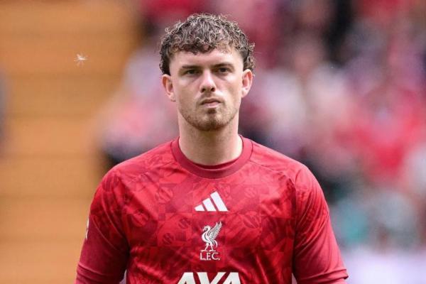 Klub asal Spanyol, Valencia, dilaporkan telah mencapai kesepakatan dengan Liverpool untuk memboyong Harvey Elliott dengan status pinjaman selama semusim