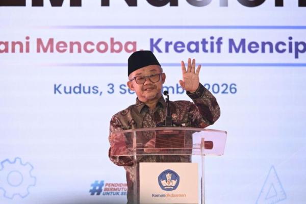 Mendikdasmen Abdul Mu`ti mengimbau pemerintah daerah (pemda) memprioritaskan keselamatan dan keamanan siswa, di kawasan yang terdampak asap karhutla