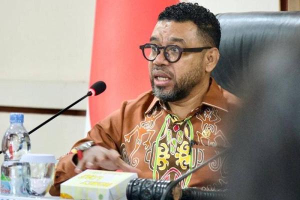 Pemerintah harus melakukan audit berbasis data, bukan sekedar debat politik.