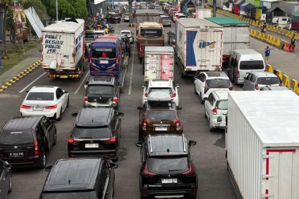 Sambil menunggu tambahan armada, kapasitas kapal yang tersedia terus dioptimalkan. Pola operasi dioptimalkan hingga maksimal 8 trip.