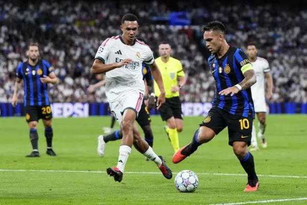 Alexander-Arnold Mulai Pertimbangkan Hengkang dari Real Madrid