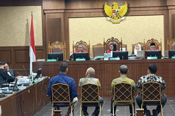 Saksi dari Kementerian Agama itu mencabut keterangan yang mengaitkan Yaqut menghapus pengisian kuota haji berdasarkan nomor urut porsi.