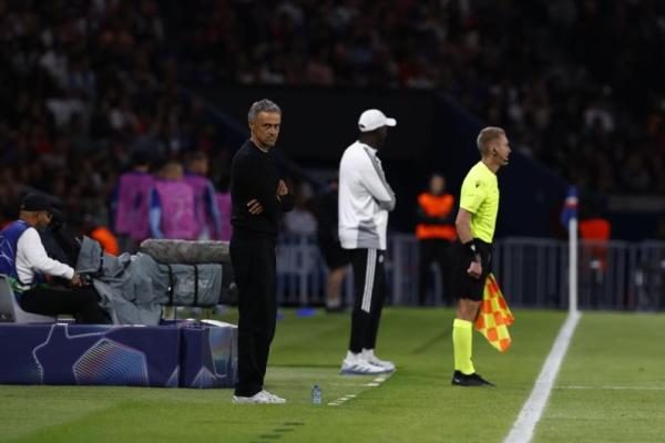PSG mengawali kiprahnya di Liga Champions 2026/2027 dengan kemenangan meyakinkan 6-1 atas Slovan Bratislava di Parc des Princes.
