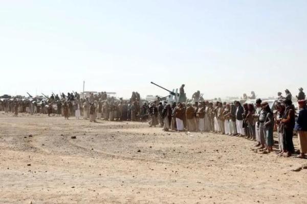 Peringatan itu disampaikan ketika pertempuran di pesisir barat Yaman meningkat dan kelompok Houthi bergerak menuju kawasan strategis tersebut