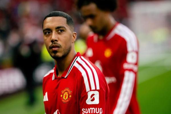 Youri Tielemans mengakui Manchester United kecewa setelah menelan kekalahan 0-1 dari Manchester City dalam laga derby di Old Trafford.