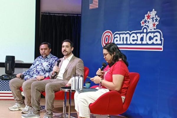 Kehadiran AI memang tidak menciptakan jenis kejahatan siber yang sepenuhnya baru, namun mempercepat serangan yang sudah ada.