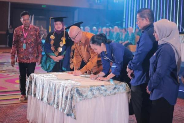 Tingkat penyerapan kerja yang tinggi menjadi bukti model pendidikan ketrampilan terapan serta jaringan kemitraan industri