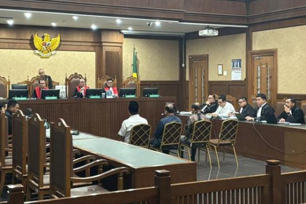 Ahmad Dedi, membantah meminta uang 500 juta kepada Bayu dalam perkara dugaan suap dan gratifikasi Bea Cukai.