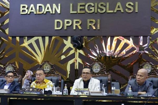 Baleg DPR RI bersama pemerintah menyepakati Rancangan Undang-Undang (RUU) tentang Pengaturan Reforma Agraria untuk dibawa ke rapat paripurna DPR RI.