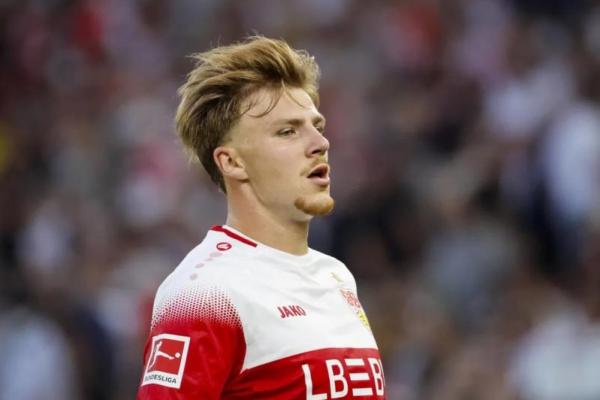 Raksasa La Liga, Real Madrid, tengah memantau ketat bek muda berbakat milik VfB Stuttgart, Finn Jeltsch.