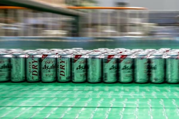 Badan pengawas persaingan usaha Jepang menggerebek kantor empat produsen bir terbesar di negara tersebut pada Rabu (7/10), atas dugaan kartel harga