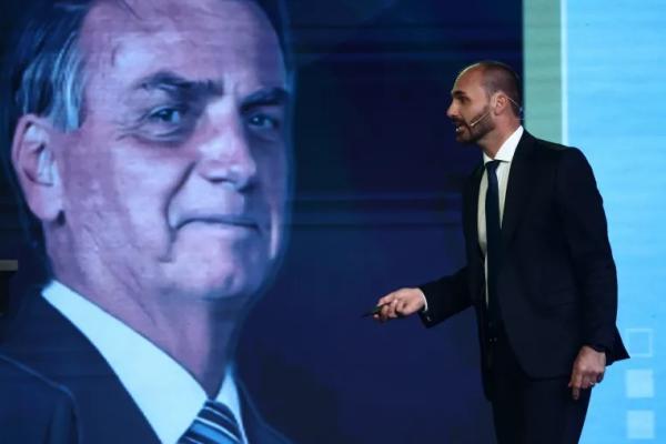 Hakim Mahkamah Agung Brasil menerbitkan surat perintah penangkapan terhadap Eduardo Bolsonaro menjelang pemungutan suara putaran kedua pemilihan presiden.