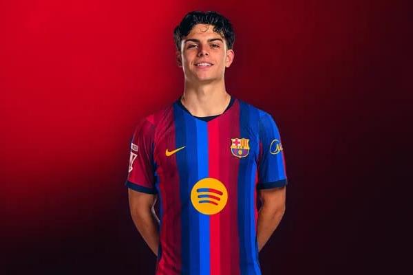 Barcelona resmi memperpanjang kontrak pemain muda serba bisa, Xavi Espart, hingga 30 Juni 2030.