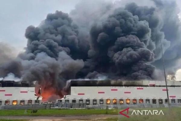 Serangan drone terhadap pusat data Yandex di wilayah Ryazan, Rusia, pada Kamis menyebabkan kebakaran dan memaksa fasilitas tersebut menghentikan operasionalnya