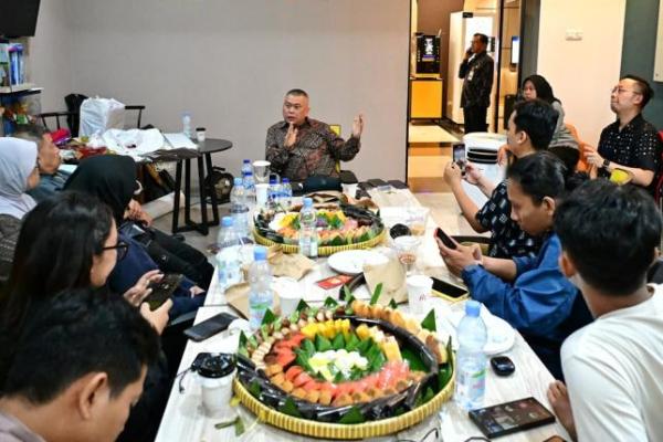 Uji coba penertiban kendaraan ODOL mulai dilakukan di Pelabuhan Tanjung Perak, Surabaya.