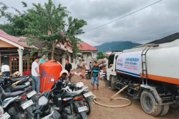 Tanggap Darurat, BNI Salurkan Bantuan Logistik untuk Korban Banjir Padang