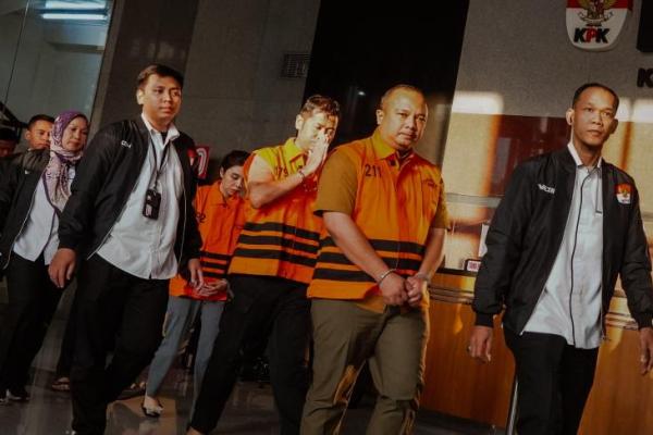 KPK menetapkan lima tersangka dalam kasus dugaan korupsi terkait dana siap pakai kebencanaan di BNPB.