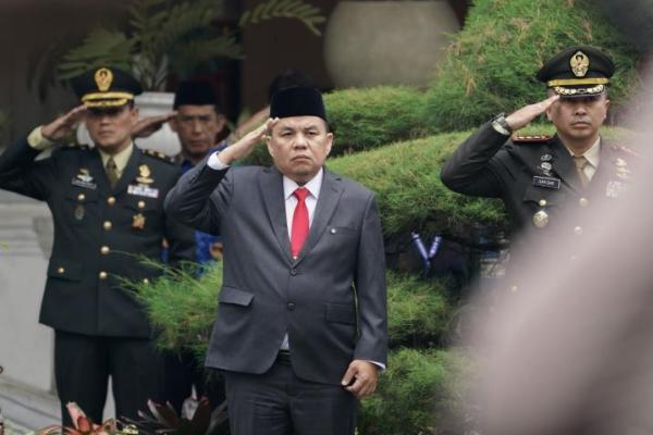 Semoga semangat Pancasila dan konstitusi senantiasa menjadi pijakan dalam menjaga persatuan dan membangun Kota Bogor