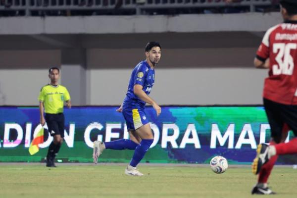 Sandy Walsh Apresiasi Perjuangan Bobotoh