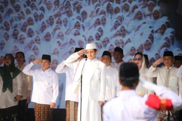 Kemenag menyiapkan lima program unggulan untuk santri dan pesantren, sebagaimana disampaikan Menteri Agama Nasaruddin Umar pada upacara Peringatan Hari Santri