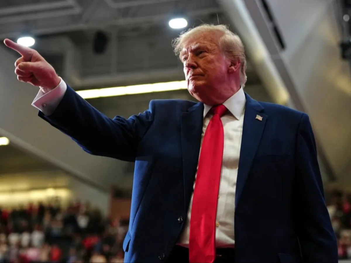 Trump Imbau Warganya Jangan ke Prancis, Kenapa?